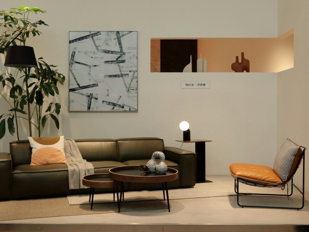 Cómo distribuir muebles en sala de estar para ganar espacio | HogarVivo